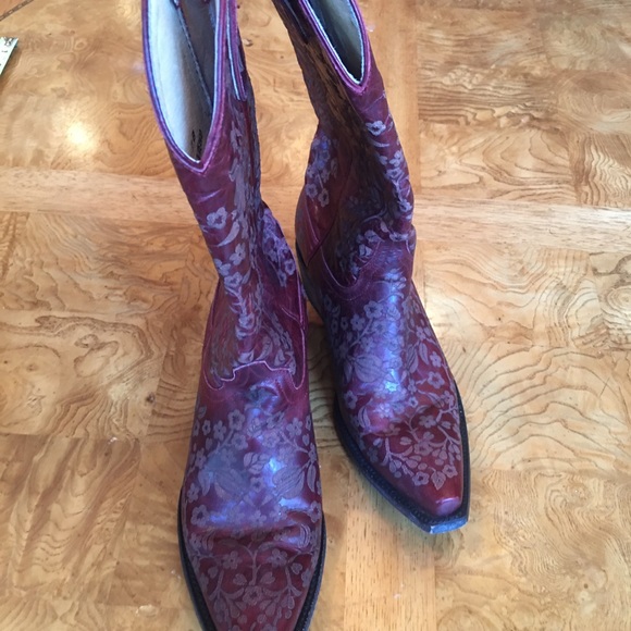 Yippee Kay Yay Old Gringo Red & Cream Boots! - Picture 8 of 16